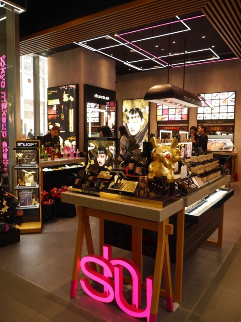 シュウ ウエムラ