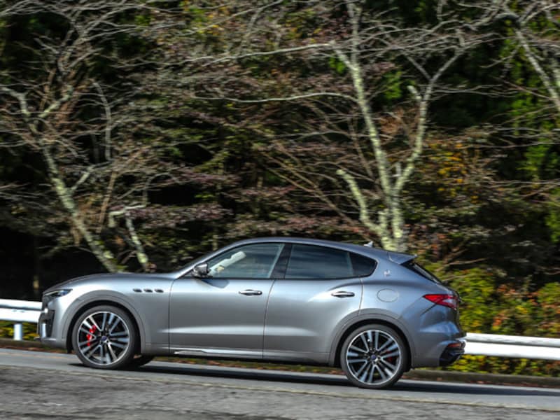 マセラティレヴァンテトロフェオ