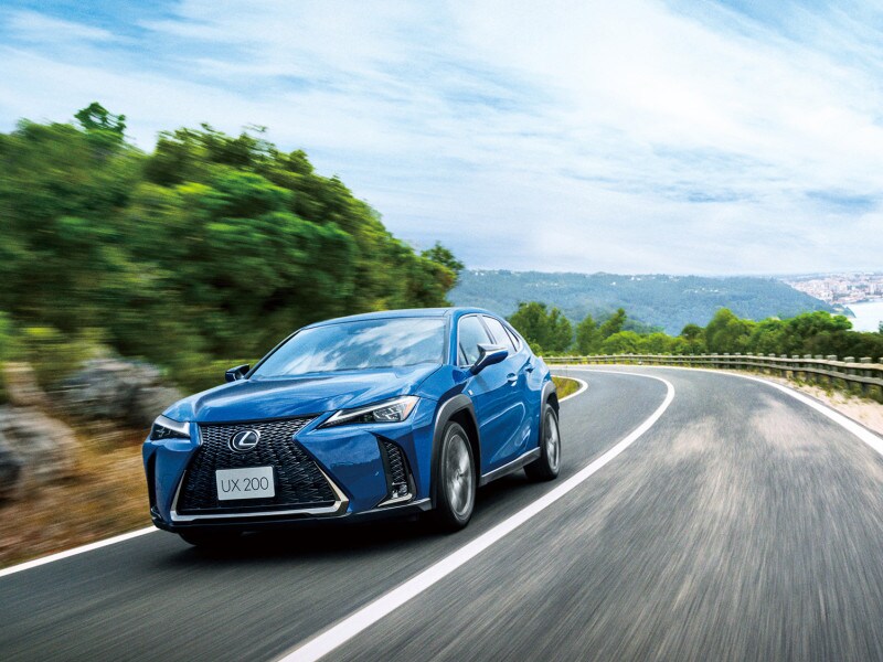 LEXUS UX