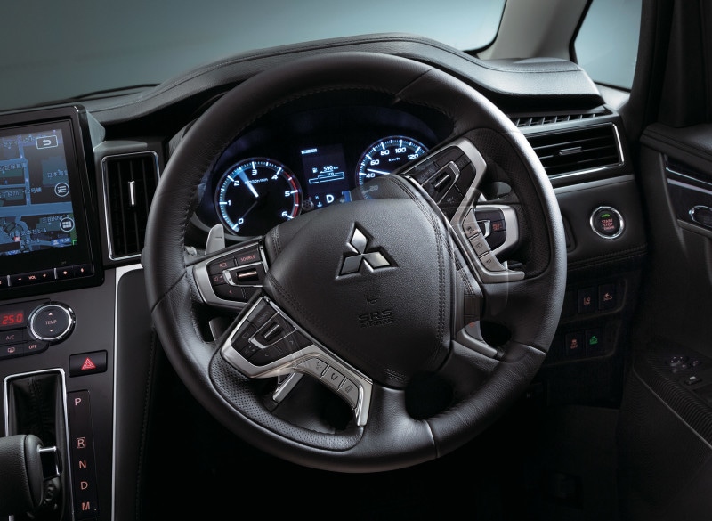 新型デリカD:5 電動 パワーステアリング