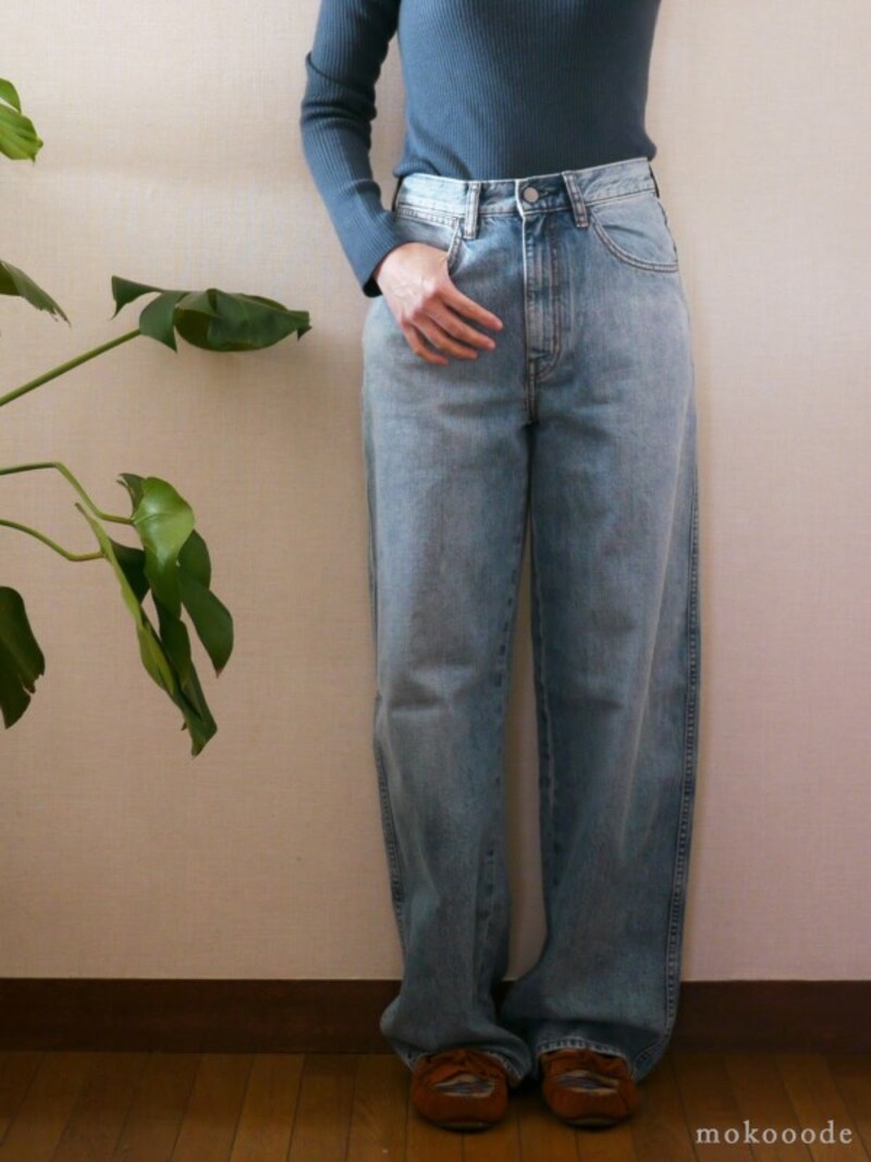 UniqloUハイライズワイドストレートジーンズ