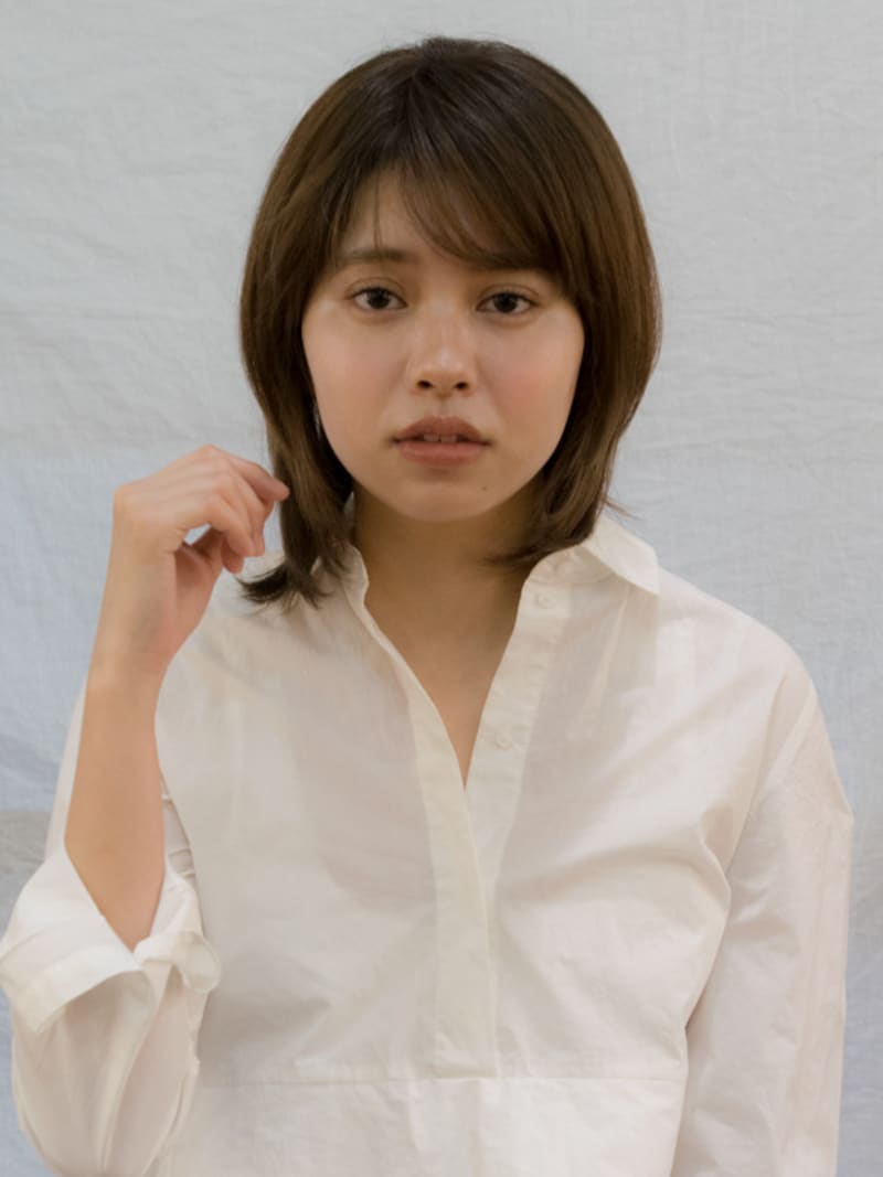 石田ゆり子さん風ヘアストレート