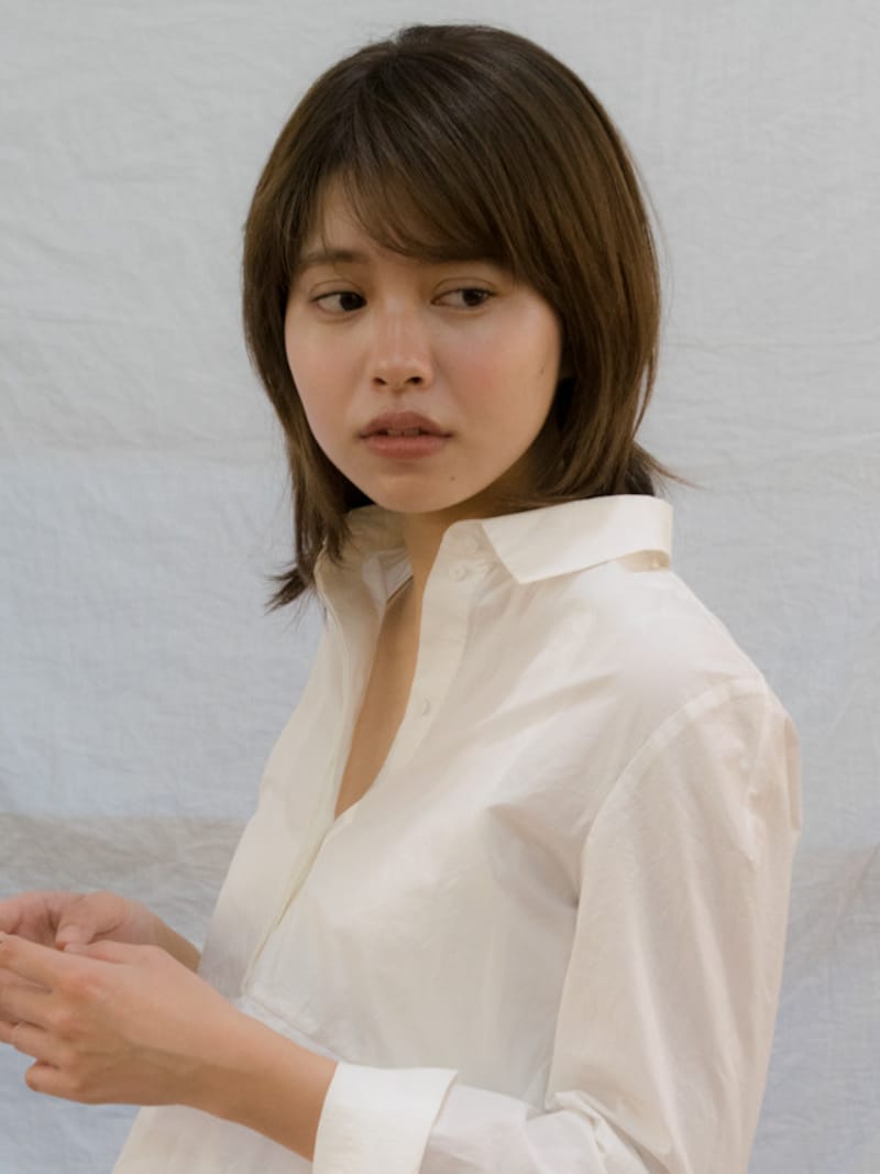 石田ゆり子さん風ヘアストレート