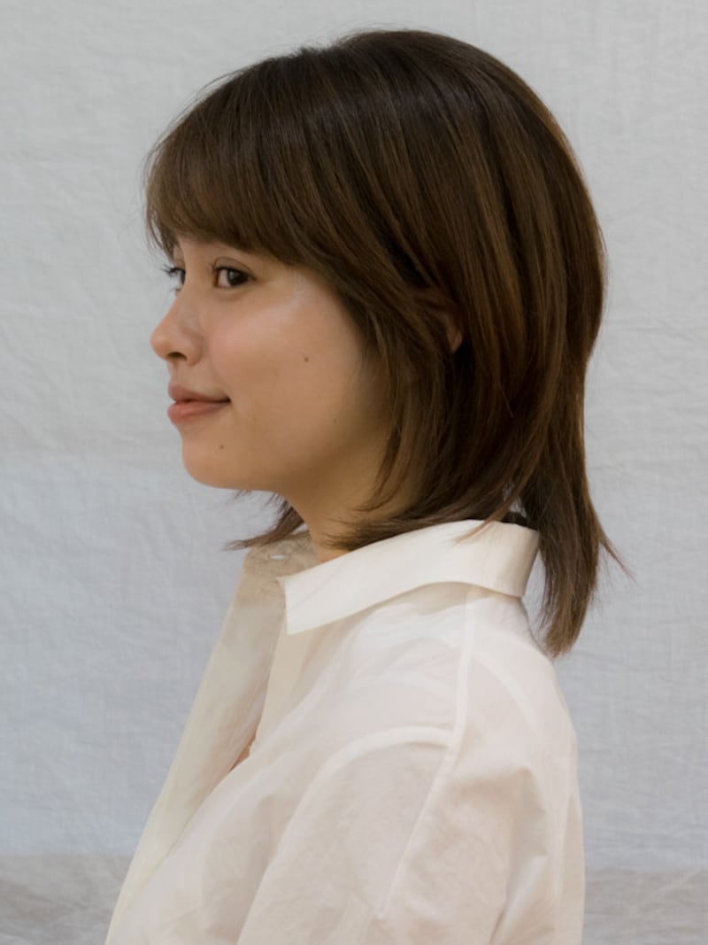石田ゆり子さん風ストレートヘア　サイド