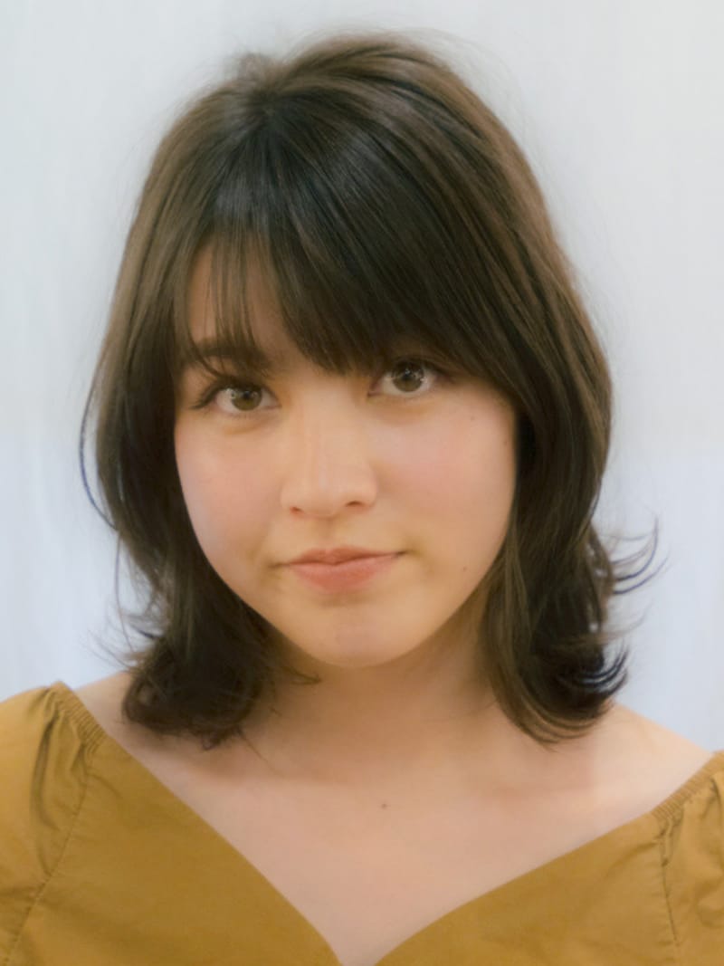 肩くらいのミディアムレイヤー