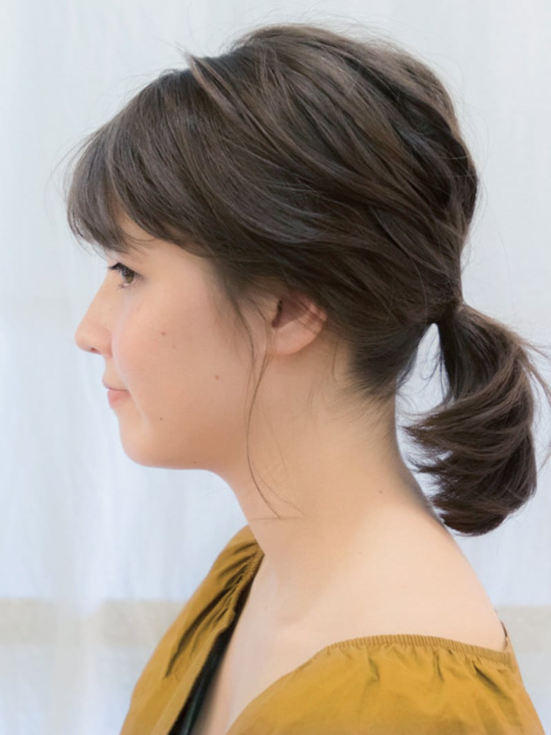 耳を出すときっちりした印象になるので、調整する