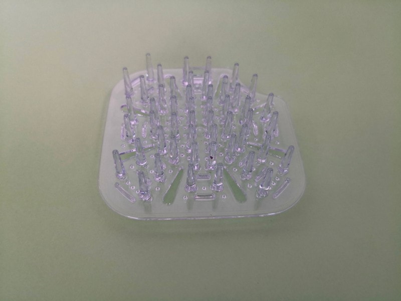 セリアの便利グッズメイク筆スタンド