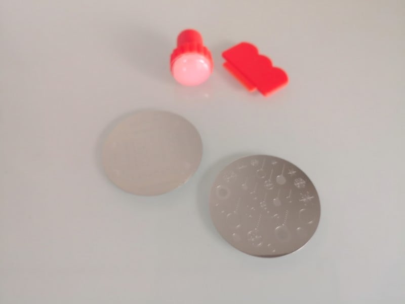 キャンドゥおすすめ商品12:ネイルアートが簡単にできるキャンドゥのネイルグッズ