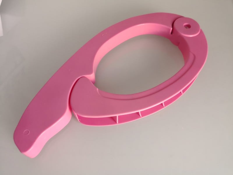 キャンドゥおすすめ商品24:片手でできる布団干しばさみ