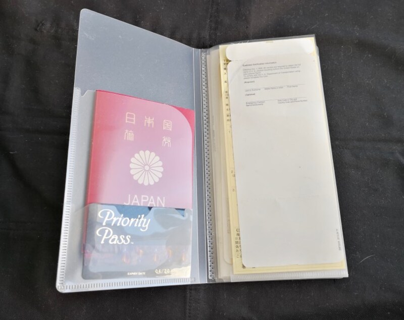 キャンドゥおすすめパスポートケース