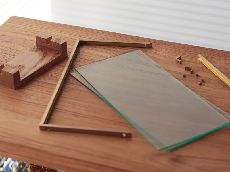 真鍮製のフレームでインテリアを格上げ！