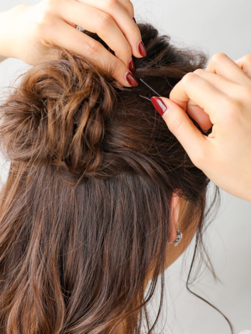 ねじる方向はどちらでもOK