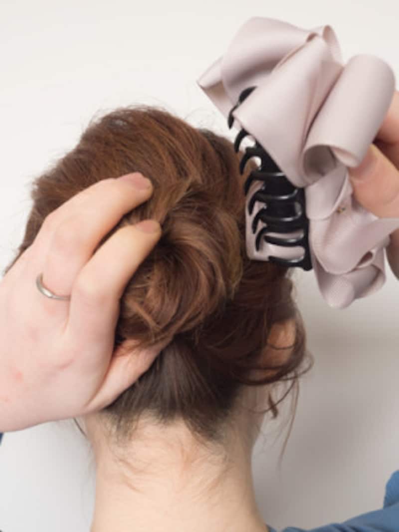 バンスクリップで作るお団子ヘア 脱おばさんヘアアレンジのやり方 ヘアアレンジ All About