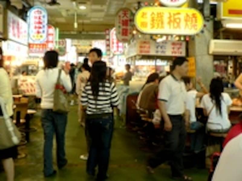 士林夜市美食広場