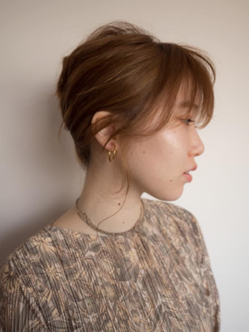 100均・ダイソーのアイテムで簡単夜会巻き