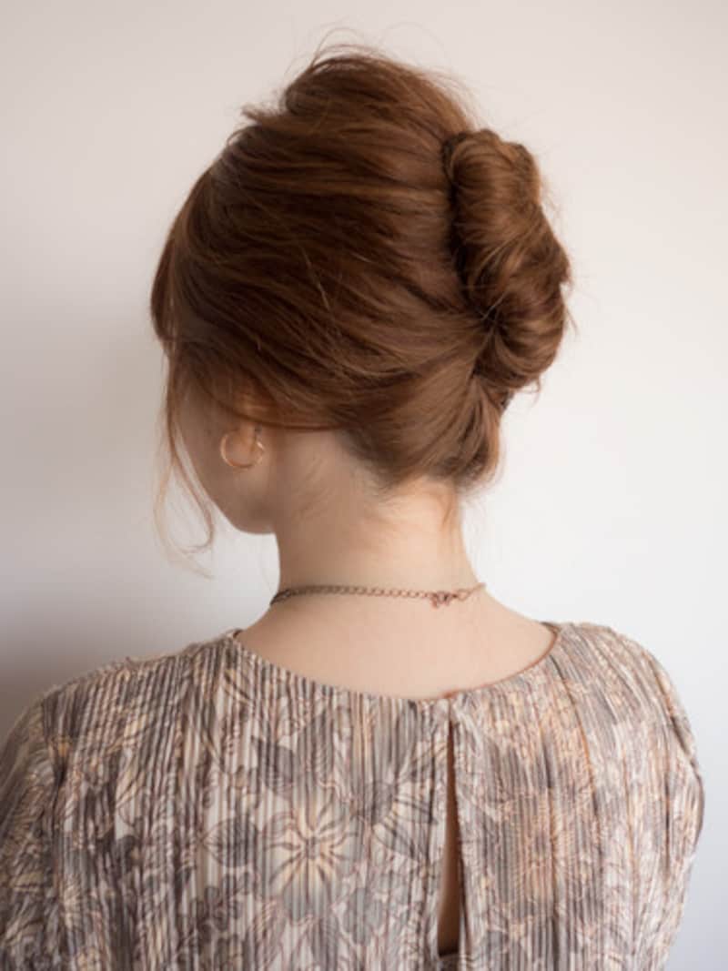 100均・ダイソーのコームで簡単夜会巻き