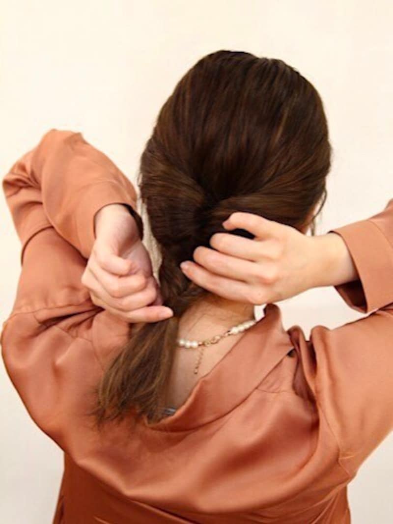 ゴムをズラすのは指2本分くらいが目安