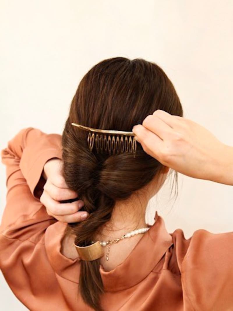 コーム型がつけやすくとれにくいです