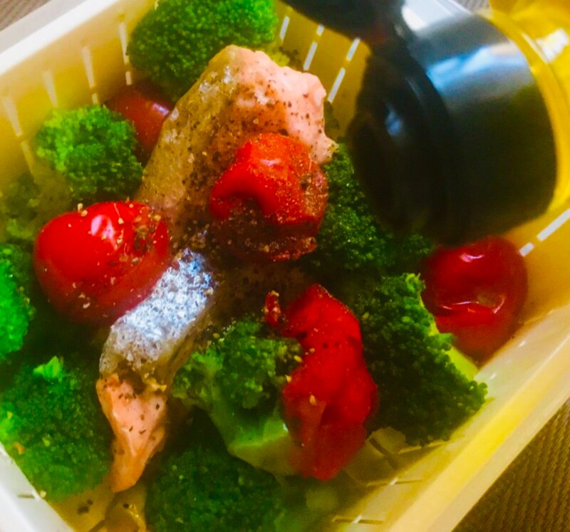 エキストラバージンオイルとブラックペッパーで十分美味しい