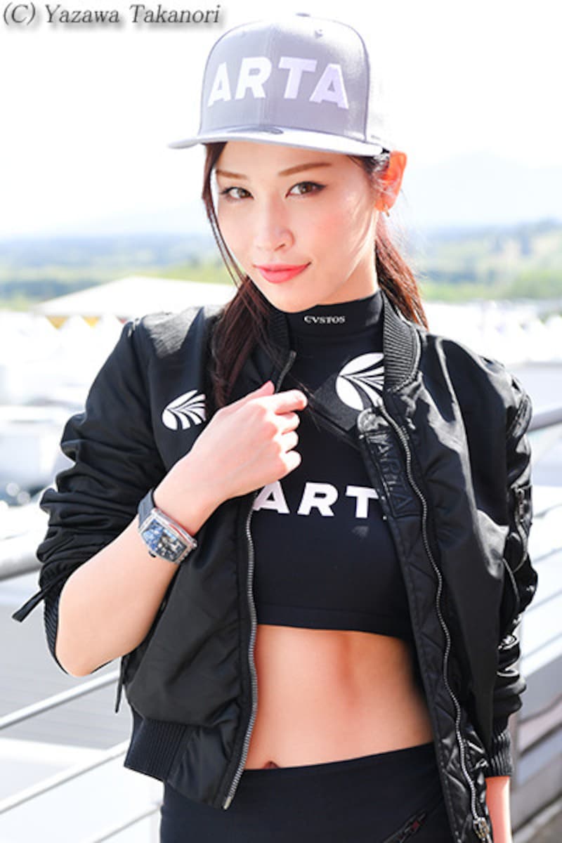 横町ももこ／ARTA GALS