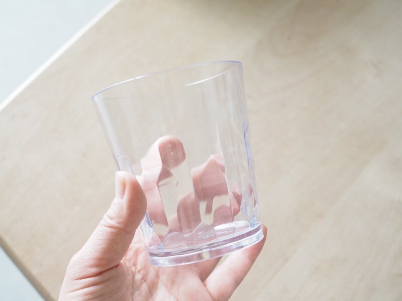 軽くて割れにくいトライタン素材