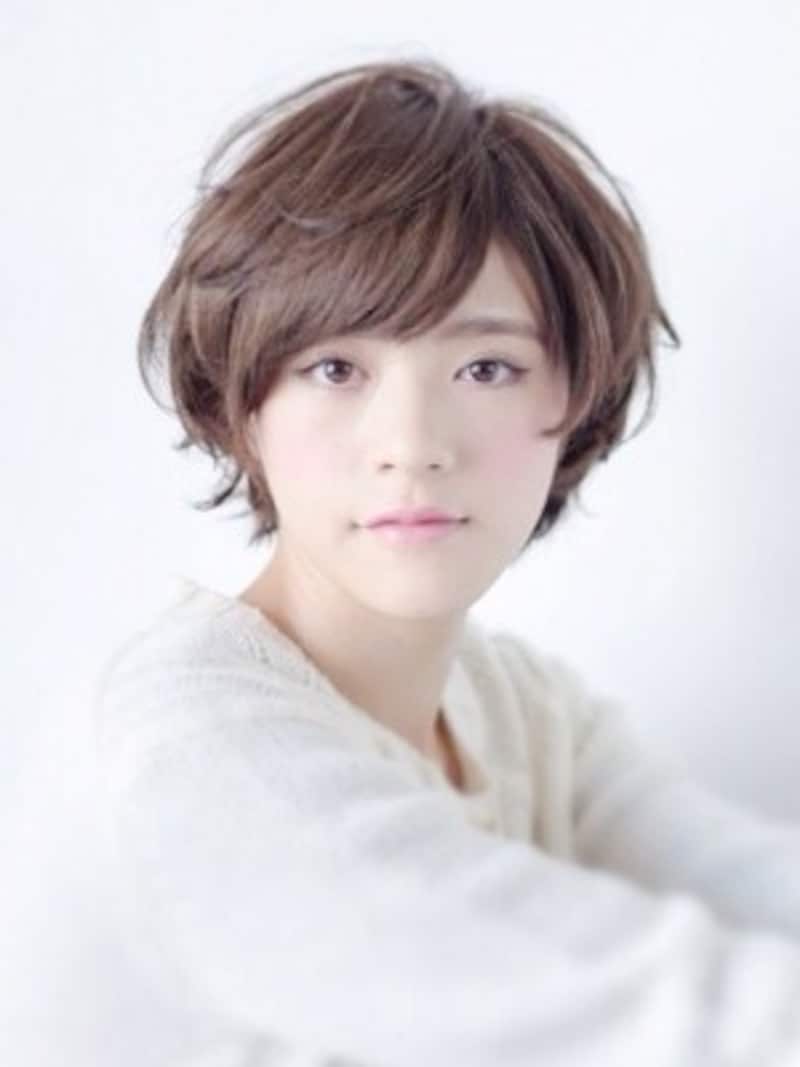 3つのポイントを押さえて、白髪が目立たない髪型に!/hair 公文啓敬(画像出典:透き通る質感が大人かわいいパーマショートボブ)