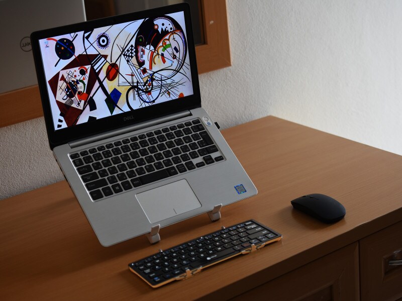 ノートPC、PCスタンド、外付けキーボード、マウス