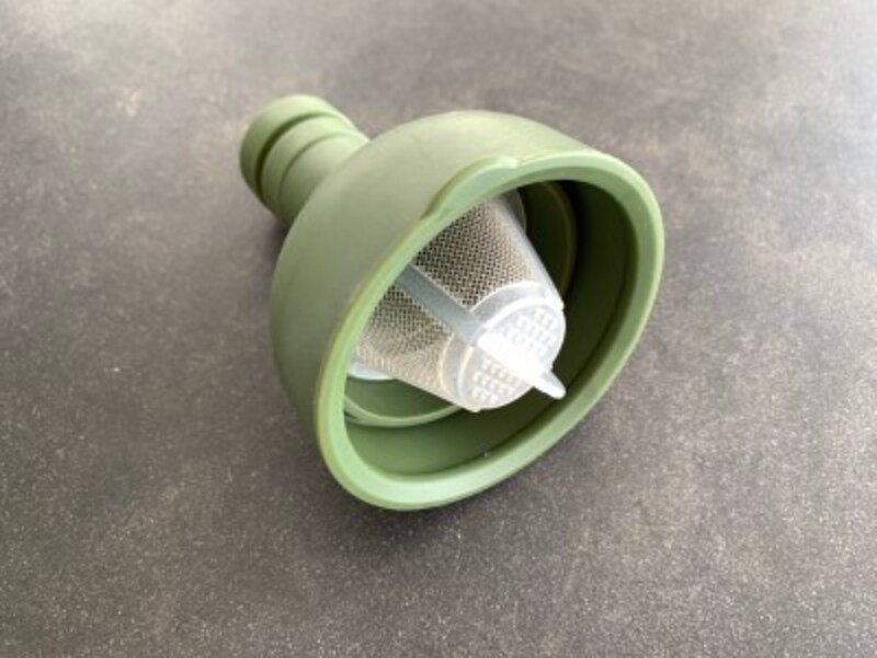 キャップ部分にフィルターをセット