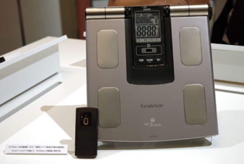 SH706iw（シャープ）