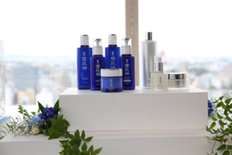 和漢植物エキスを使ったアイテムは、透明感のある肌へと導く