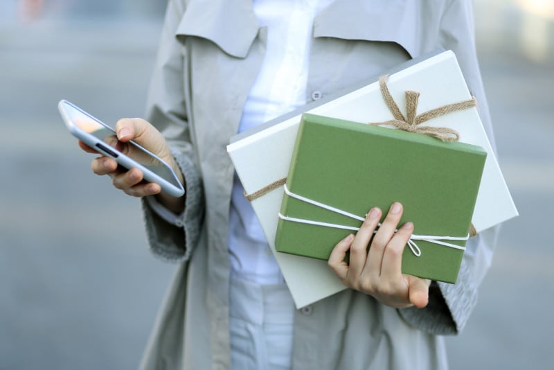 連絡をするのが億劫だという男性も結構います