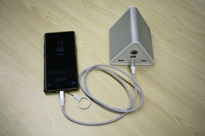 cheero Power Mountain 50000mAhでスマホを急速充電