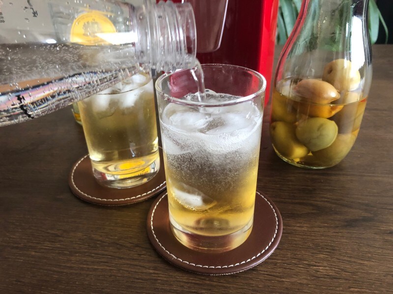 夏はやっぱり、冷たいソーダ割りで爽快感を味わいたいですね