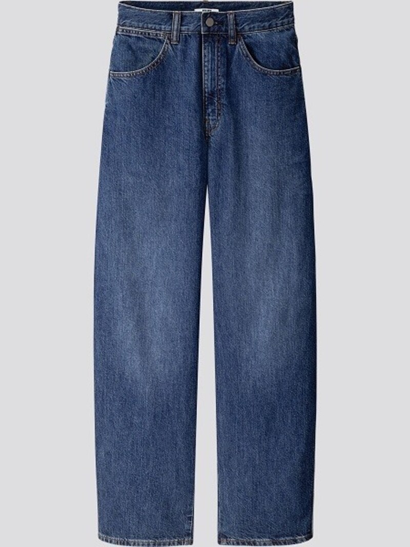 ユニクロ　ワイドフィットカーブジーンズ　3990円（税抜）