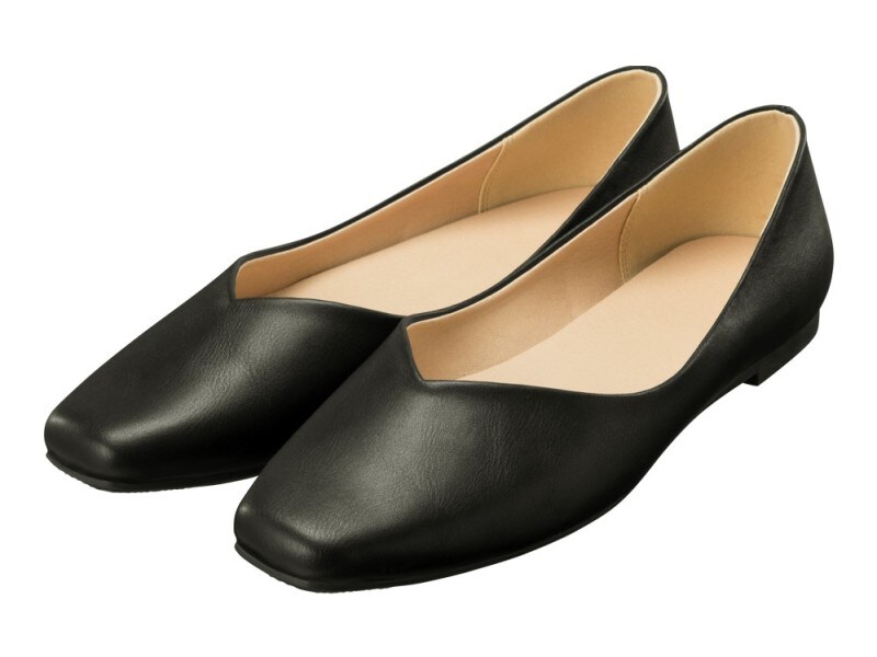 GU スクエアトゥパンプス 1990円(税抜)