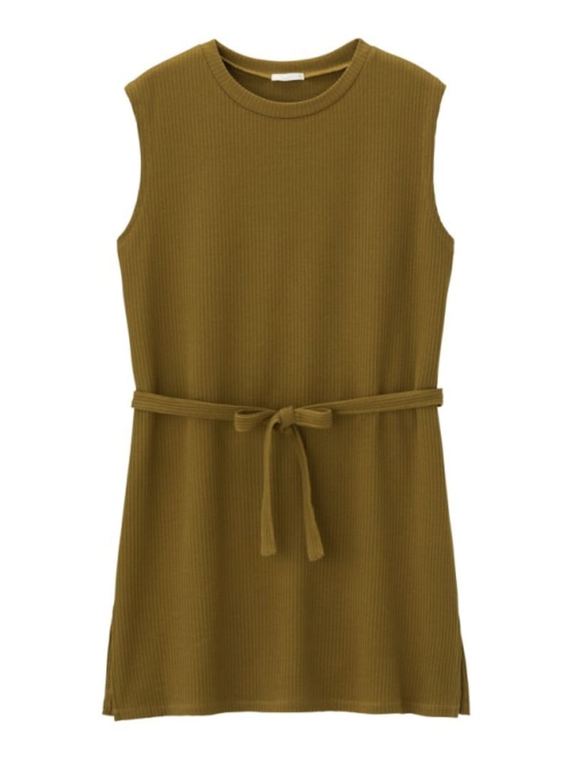 GU  　円(税抜）