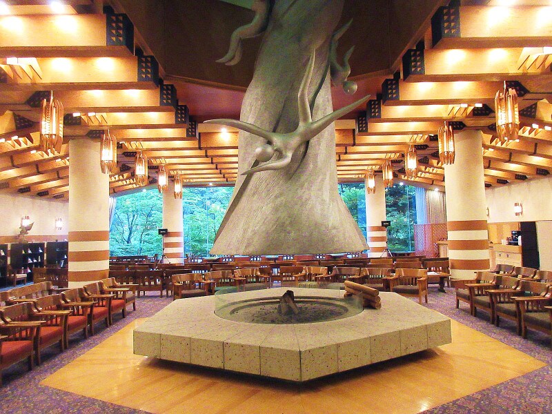 星野リゾート 奥入瀬渓流ホテル ラウンジ「河神」