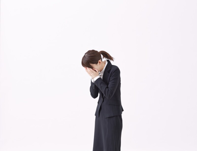自己肯定感が低い人は、「自分はダメな人間だ」となにかとネガティブな思考に走ってしまいがち