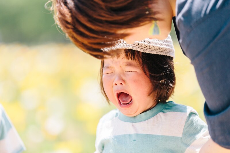 子どもの自己肯定感を高めるには、子どもの感情を一旦は受け止めること