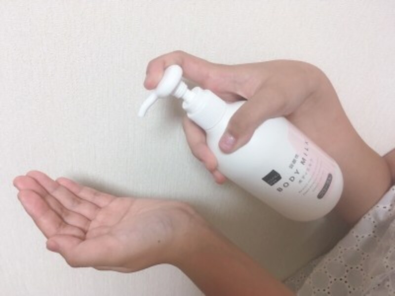 ワンプッシュで片腕ぶん伸ばせちゃう！