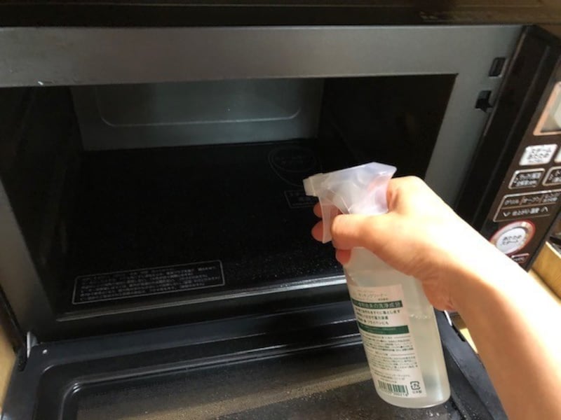 これ1本で、レンジの中もキレイにできる