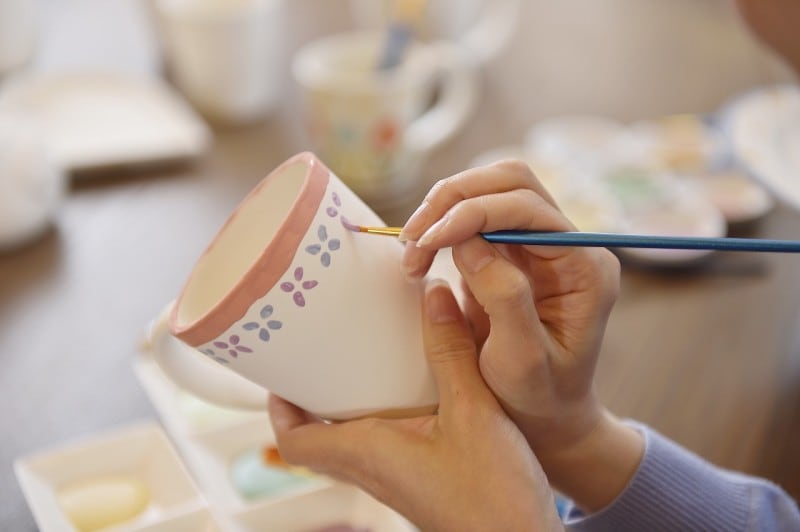 箱根ひとり旅の観光スポット:ポタリーペインティング体験