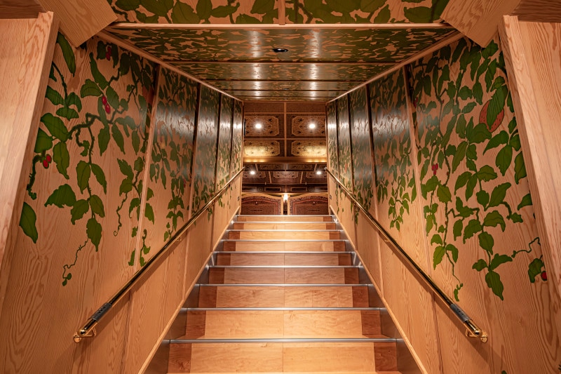 箱根ひとり旅の観光スポット:海賊船の階段