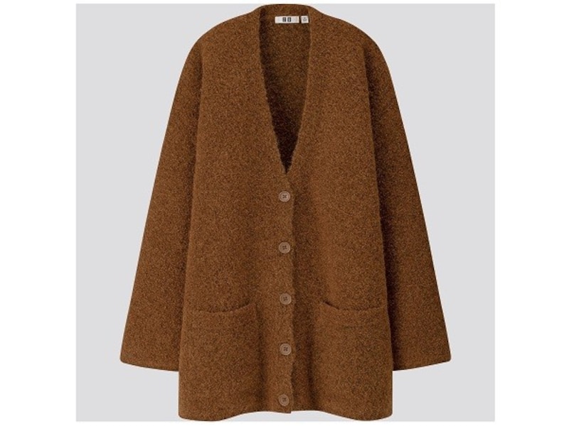 ユニクロ　3990円（税抜）