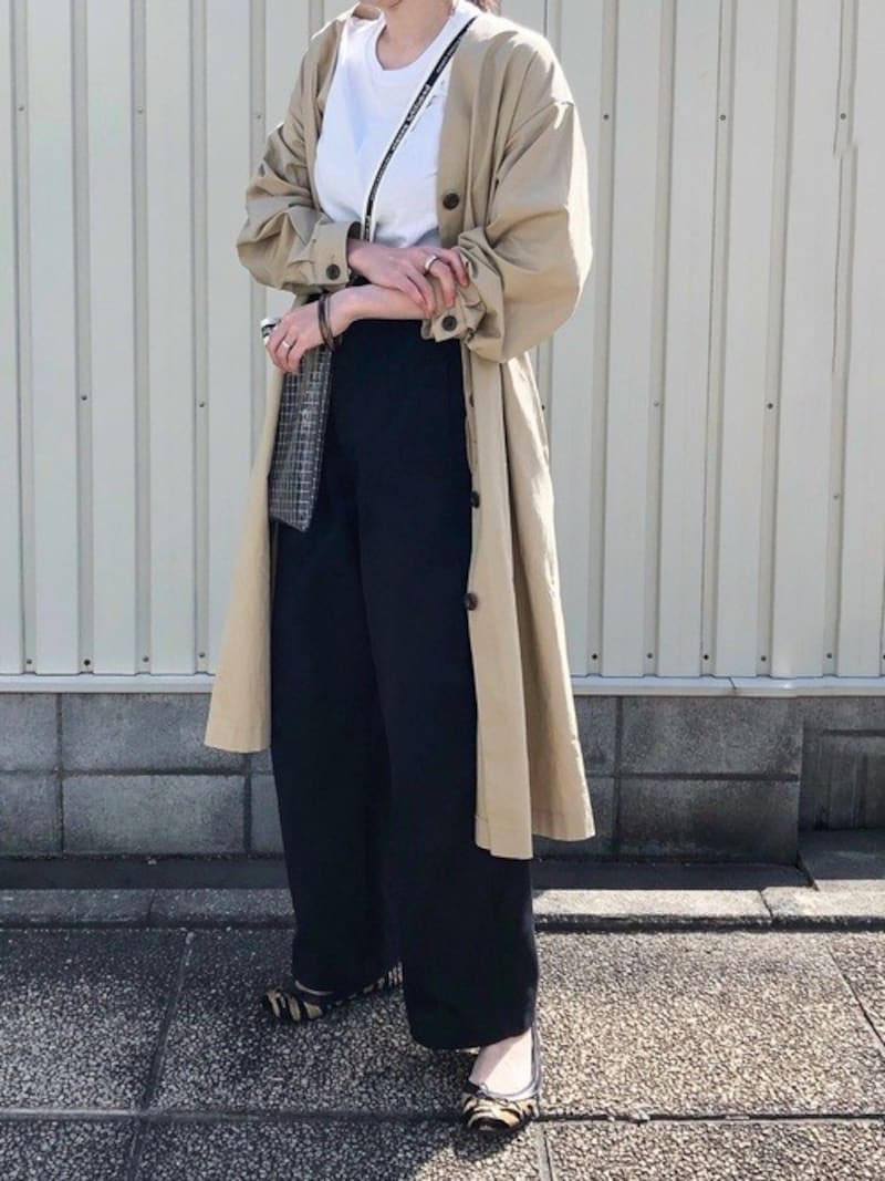 インナーをウエストインして羽織りをプラスすればバランスも◎　出典：WEAR