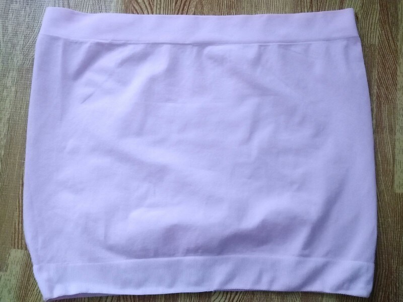 お腹や腰回りをやさしく包み込み冷えを予防に役立ちます