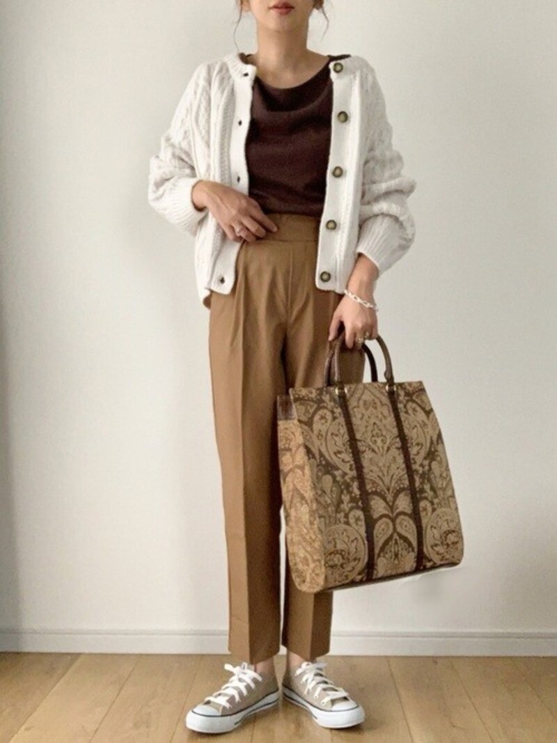 大人はスニーカーの時こそバランスを大事に！　出典：WEAR