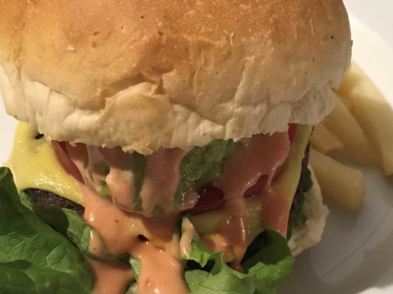 お肉が入っていない、ベジバーガーもあります
