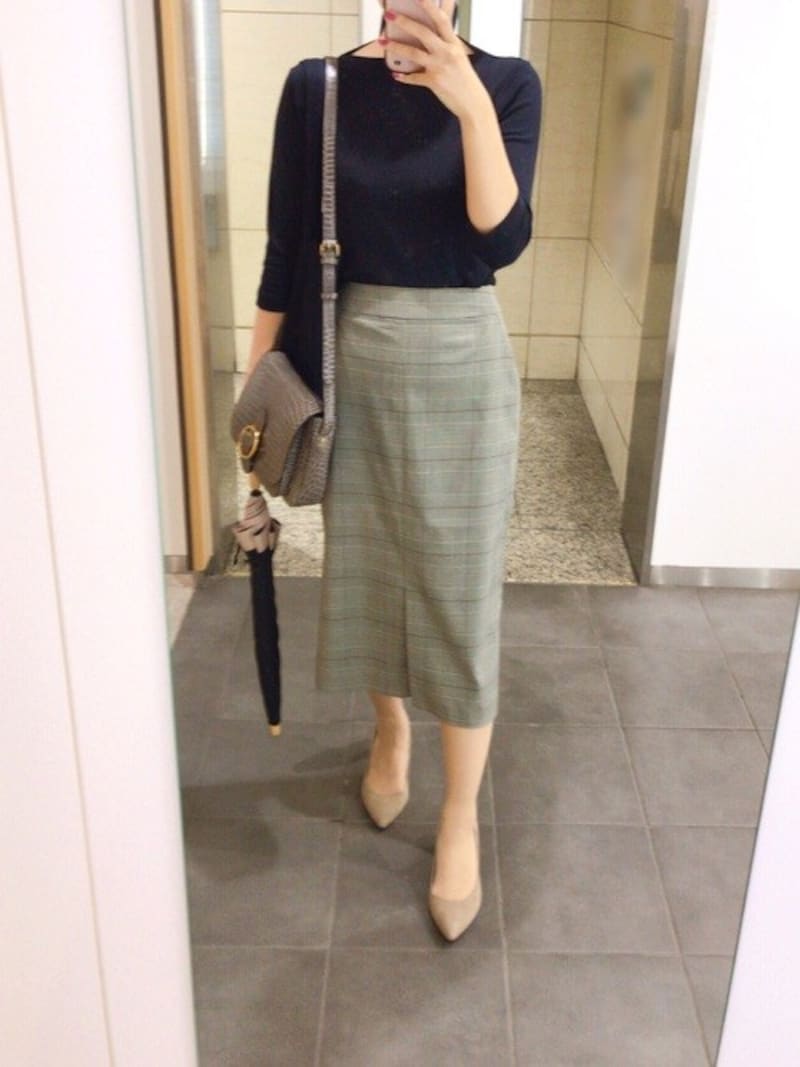 気温の変化が大きい時はカットソーをベースに羽織りで調整するのが便利 出典:WEAR