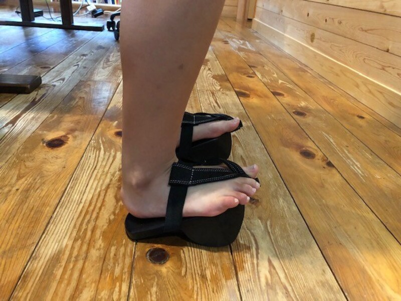 家の中で履いて、普通に歩いているだけでトレーニングになる。